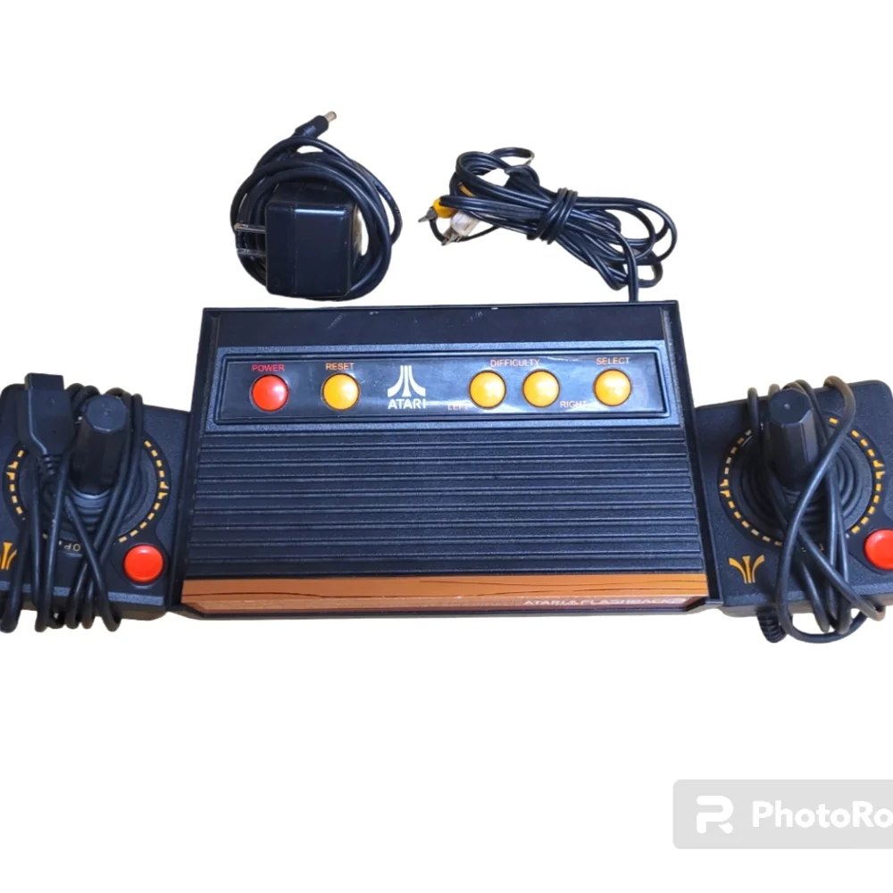 ATARI FLASHBACK 2 Classic Game Console Complete 40 Built in Games